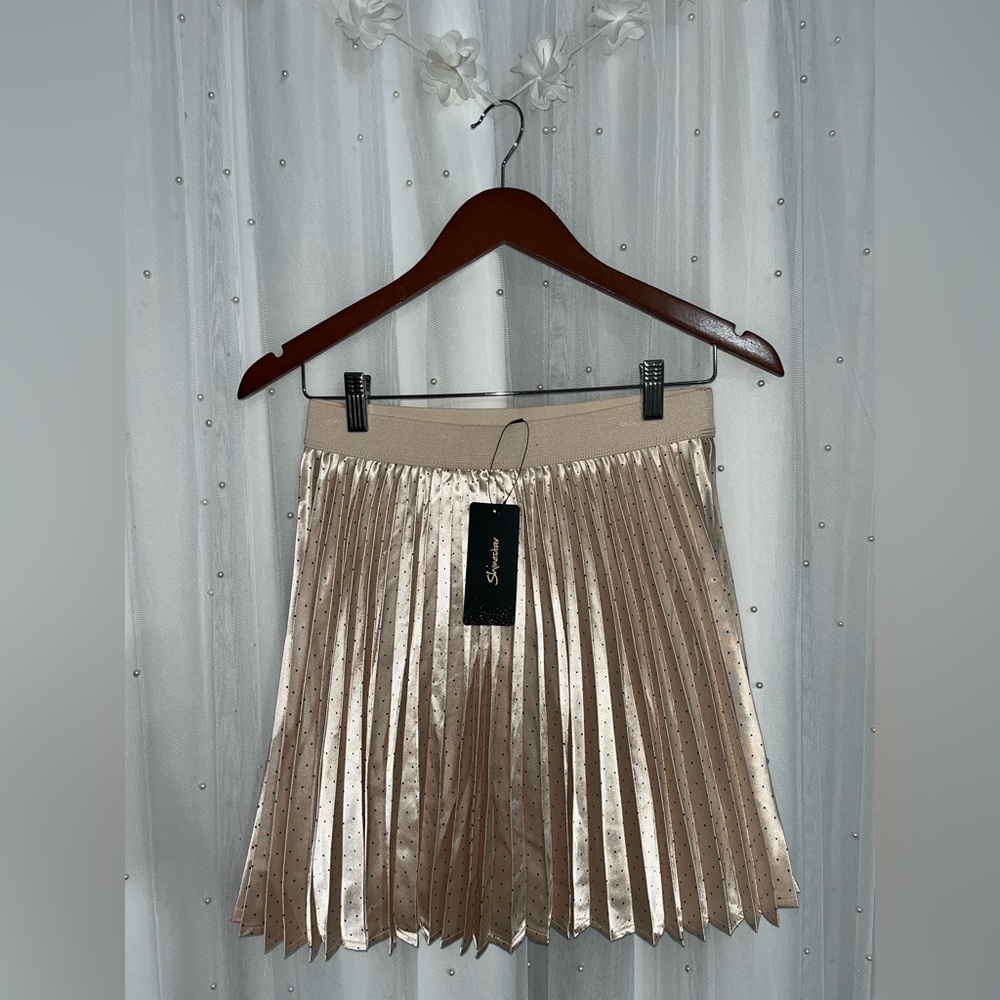 Shinestar Light Pink with Black Polka Dots Silk Pleated Skirt. NWT.